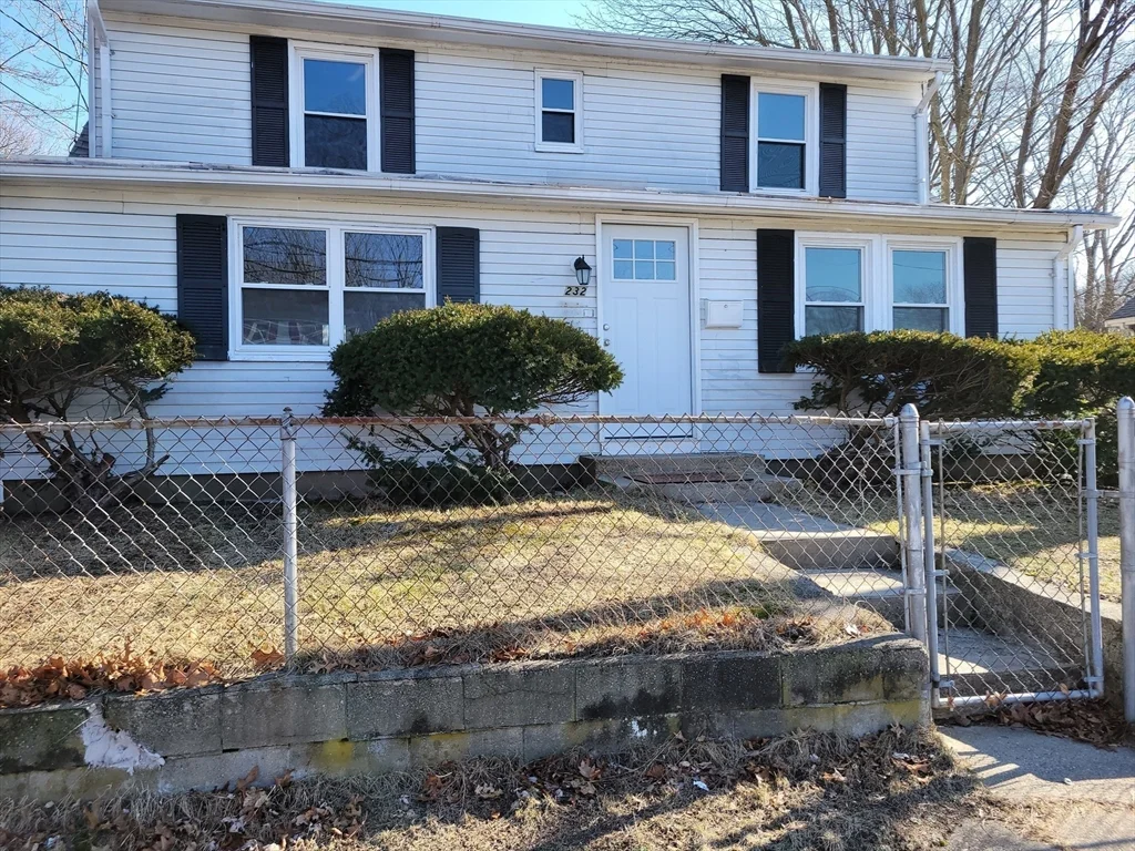 3 bed, 2 bath apartment for rent at 232 Summer St, Weymouth Landing