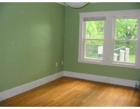 6 bed, 2 bath apartment for rent at 233-235 Commonwealth Ave Unit 1.2, Chestnut Hill — photo 6 of 28