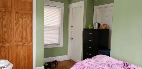 6 bed, 2 bath apartment for rent at 233-235 Commonwealth Ave Unit 1,2, Chestnut Hill — photo 13 of 28