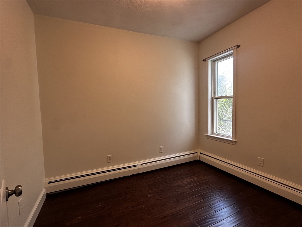 3 bed, 1 bath apartment for rent at 233 Charles Unit 2, East Cambridge — photo 5 of 14