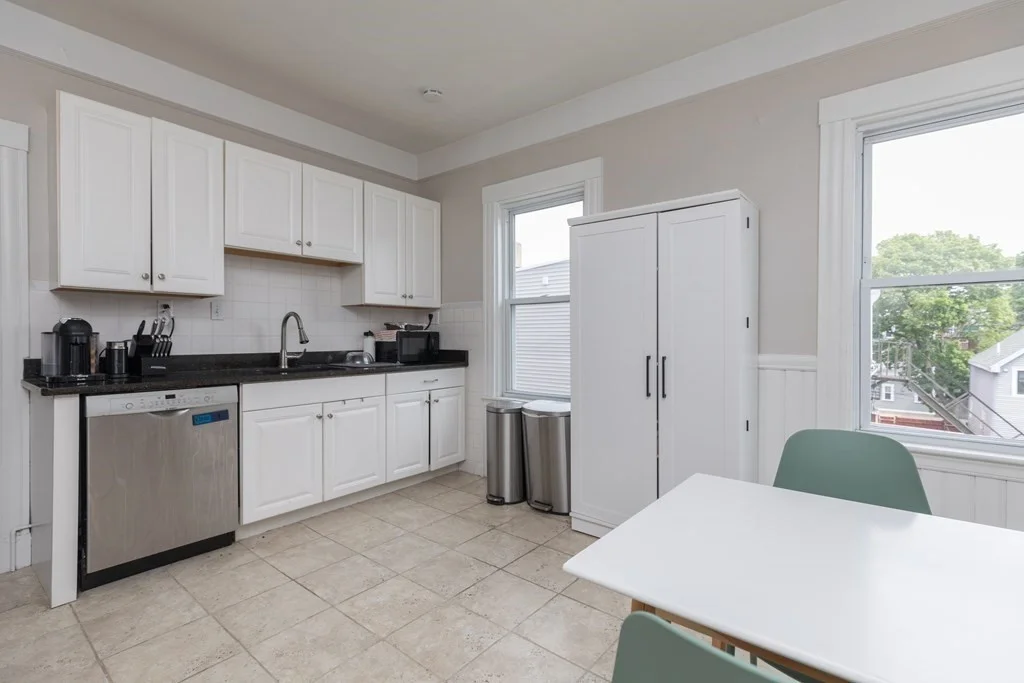 3 bed, 2 bath apartment for rent at 233 E St Unit 3, South Boston — photo 3 of 16