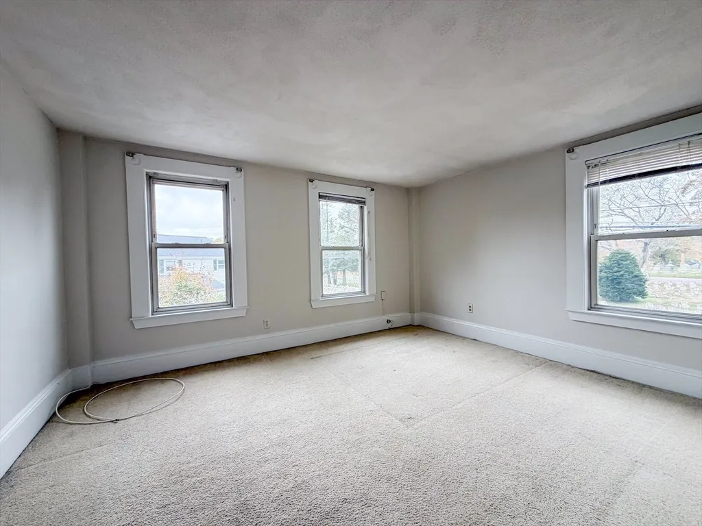 2 bed, 1 bath apartment for rent at 233 Forest St Unit 233, Malden — photo 3 of 17
