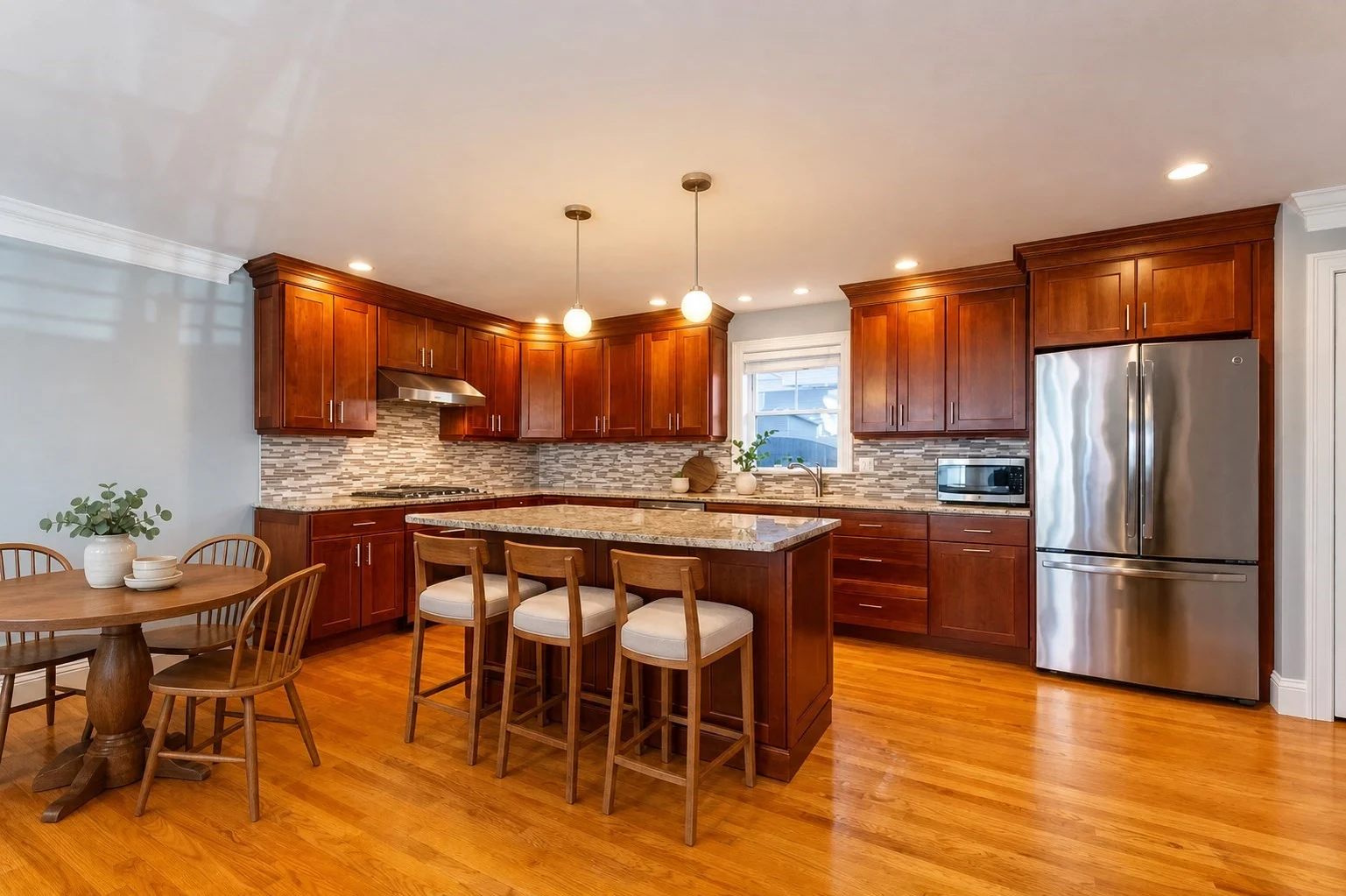3 bed, 2 bath apartment for rent at 233 Grove St Unit 2, Waltham — photo 4 of 42