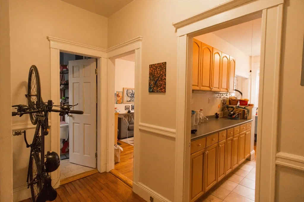 1 bed, 1 bath apartment for rent at 233 Kelton St Unit 1, Brighton — photo 7 of 7