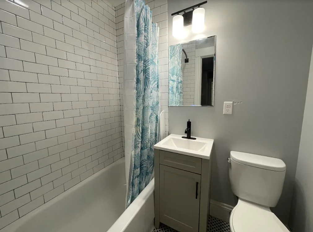 Studio bed, 1 bath apartment for rent at 233 Lafayette St Unit 10, Salem — photo 8 of 11