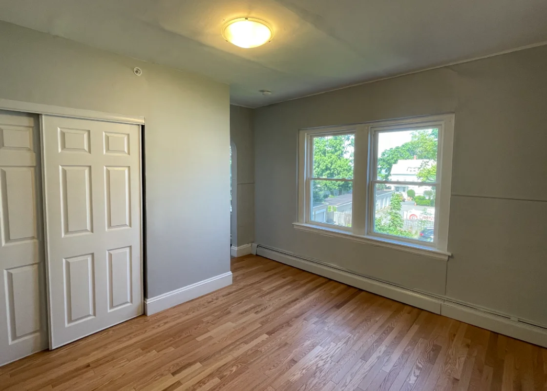 Studio bed, 1 bath apartment for rent at 233 Lafayette St Unit 4, Salem — photo 4 of 10