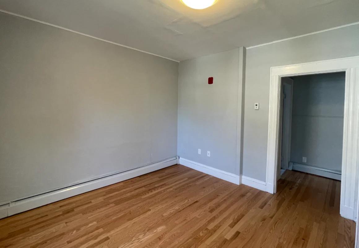 Studio bed, 1 bath apartment for rent at 233 Lafayette St Unit 4, Salem — photo 5 of 10