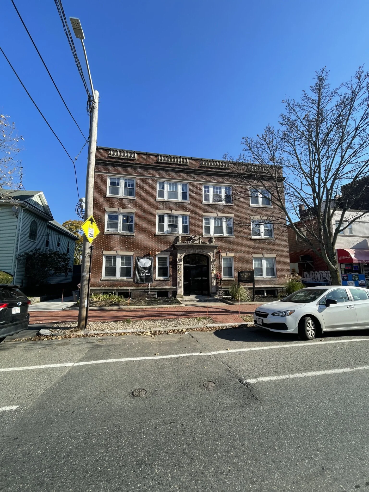 Studio bed, 1 bath apartment for rent at 233 Lafayette St Unit 4, Salem — photo 9 of 10