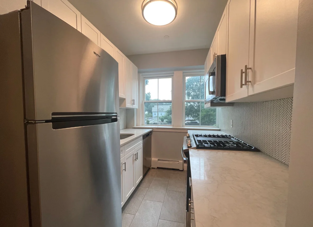 1.5 bed, 1 bath apartment for rent at 233 Lafayette St Unit 5, Salem — photo 4 of 13