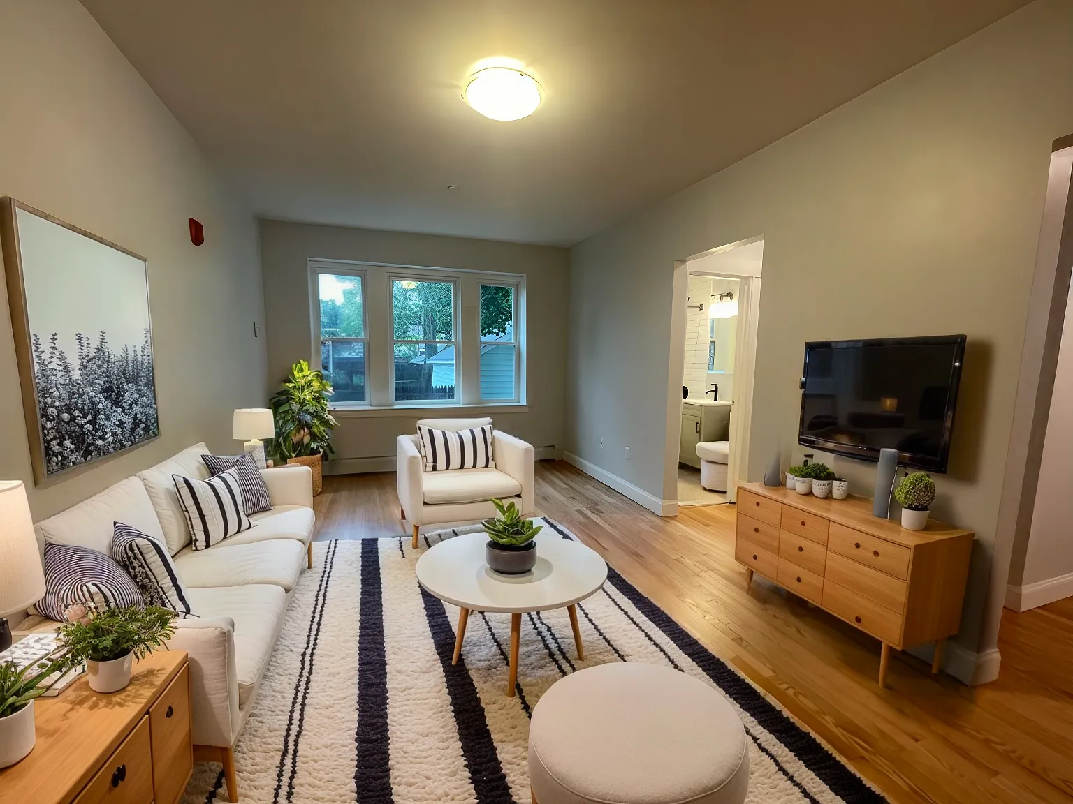 1.5 bed, 1 bath apartment for rent at 233 Lafayette St Unit 6, Salem — photo 4 of 13