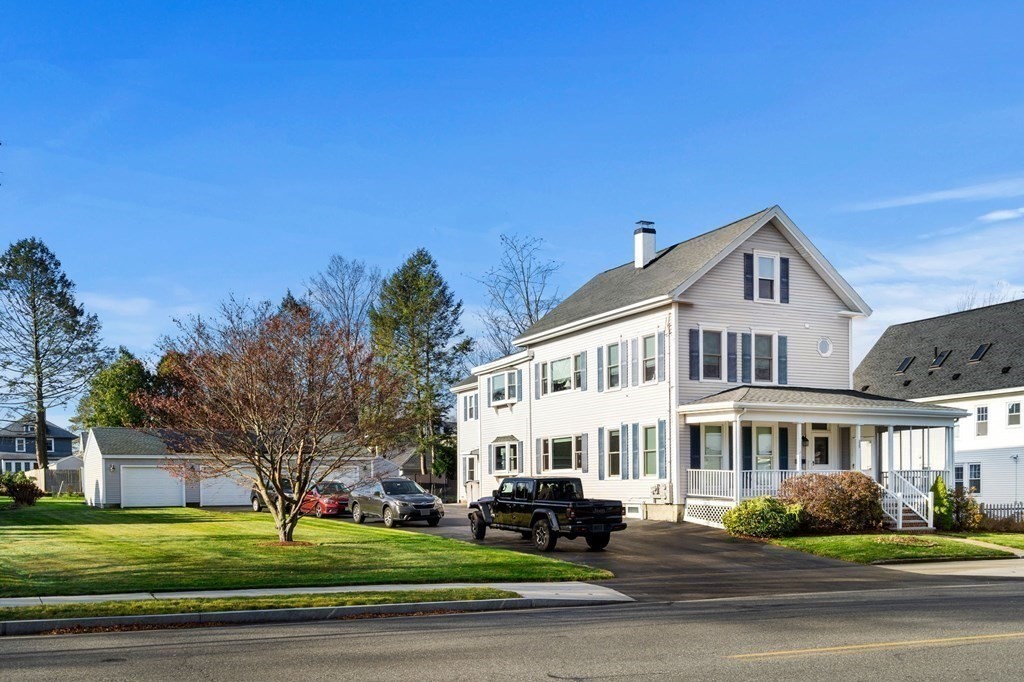 5 bed, 2 bath apartment for rent at 233 Main St Unit 2, North Andover — photo 3 of 19