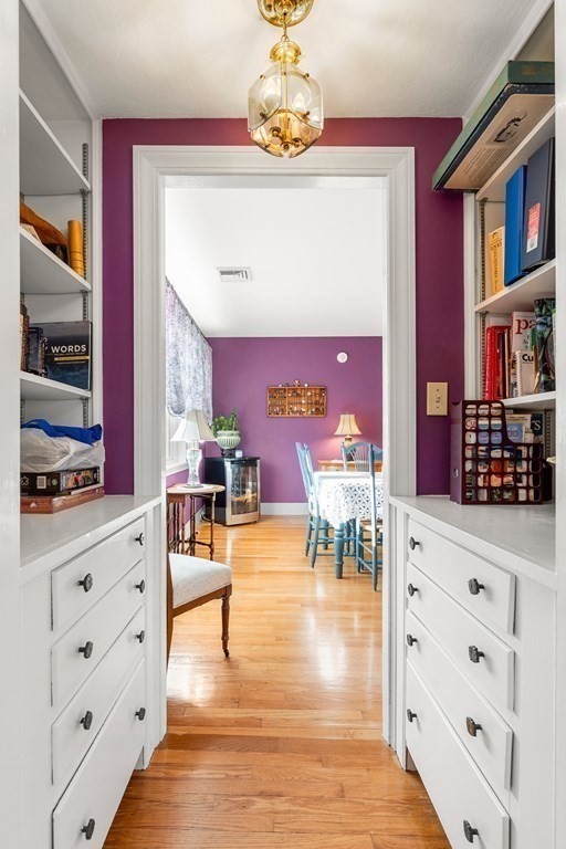5 bed, 2 bath apartment for rent at 233 Main St Unit 2, North Andover — photo 8 of 19