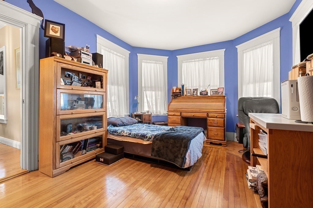 5 bed, 2 bath apartment for rent at 233 Main St Unit 2, North Andover — photo 12 of 19