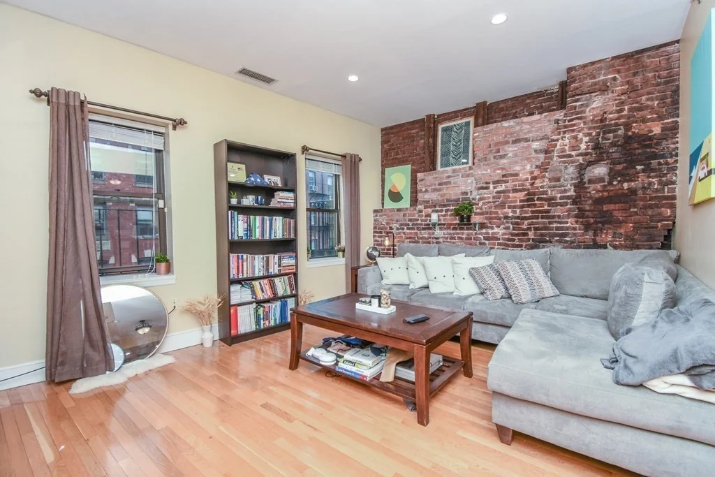 2 bed, 1 bath apartment for rent at 233 North Unit 4, North End — photo 1 of 18