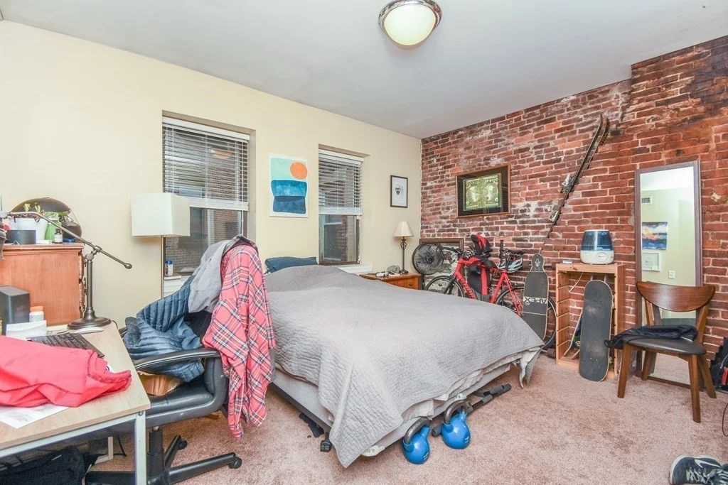 2 bed, 1 bath apartment for rent at 233 North Unit 4, North End — photo 11 of 18