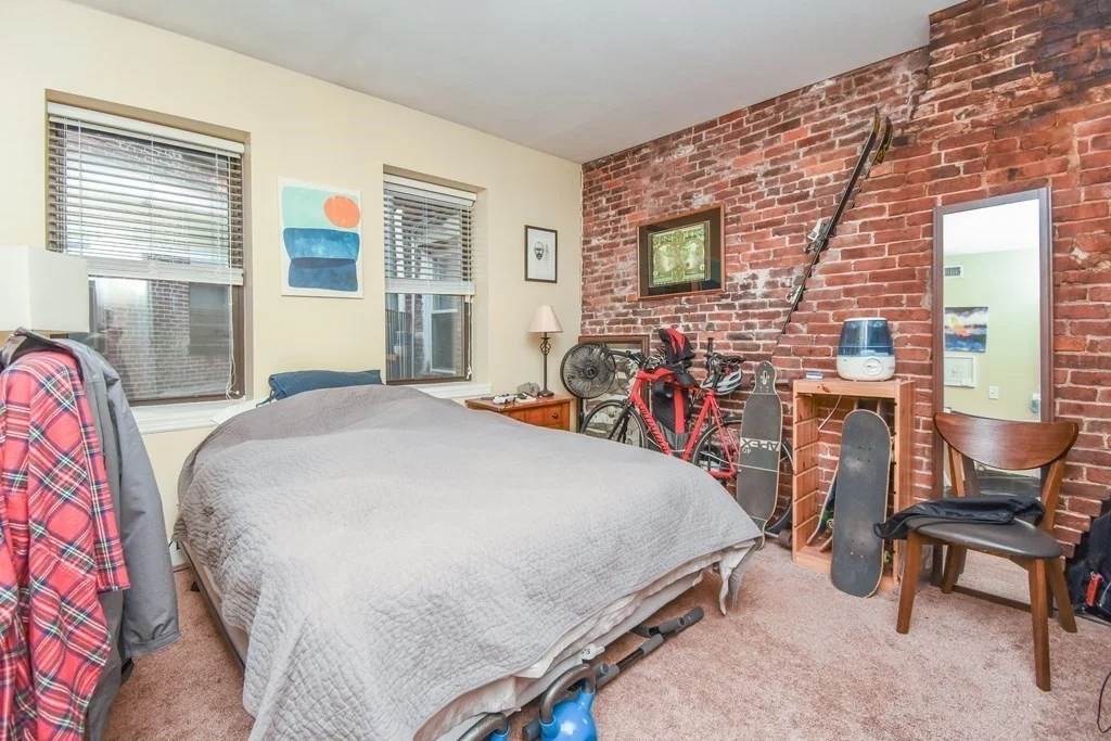2 bed, 1 bath apartment for rent at 233 North Unit 4, North End — photo 12 of 18