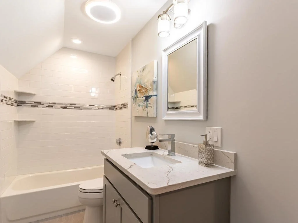 3 bed, 2 bath apartment for rent at 233 Willow Ave Unit 2, Ball Square — photo 17 of 28