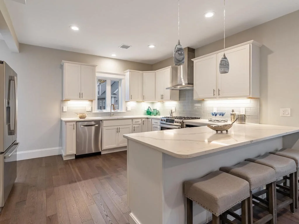 3 bed, 2 bath apartment for rent at 233 Willow Ave Unit 2, Ball Square — photo 5 of 28