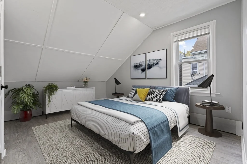 3 bed, 1 bath apartment for rent at 234 Bowen St, South Boston — photo 5 of 12