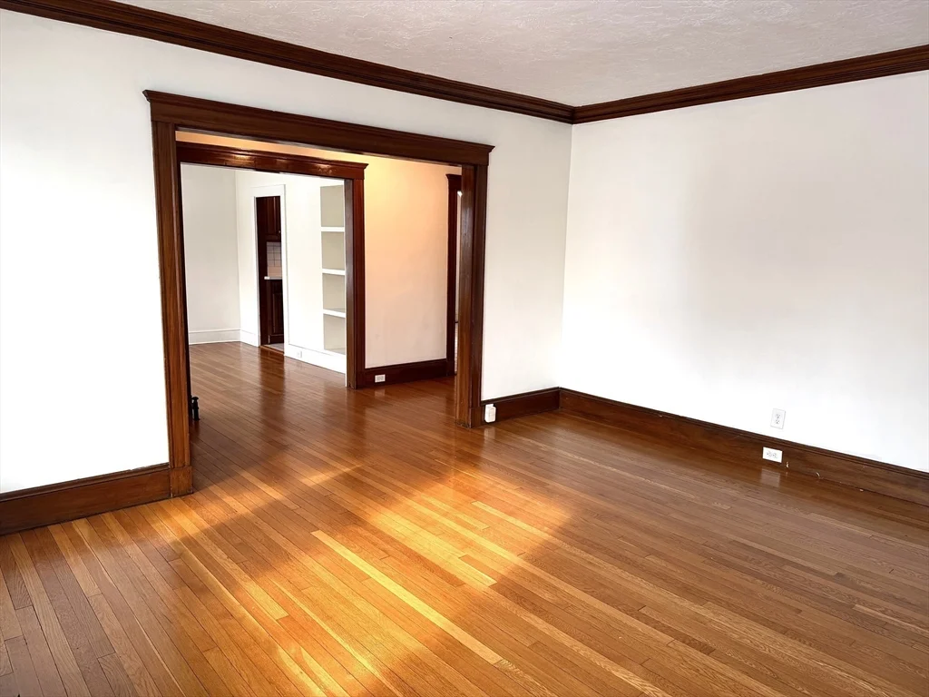 3 bed, 1 bath apartment for rent at 234 Brook Rd Unit 1, Milton — photo 21 of 25