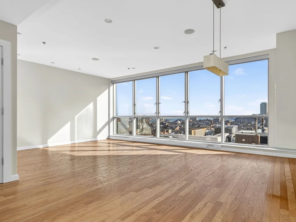 3 bed, 2 bath apartment for rent at 234 Causeway St Unit 1012, North End — photo 2 of 25