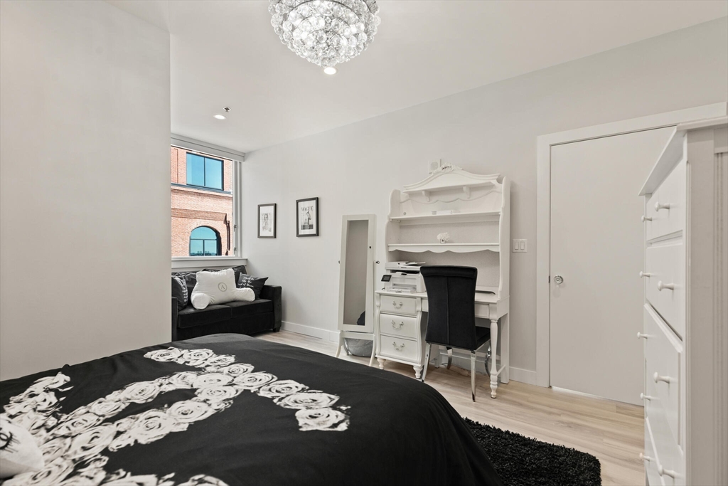 3 bed, 2 bath apartment for rent at 234 Causeway Unit 709, North End — photo 11 of 28