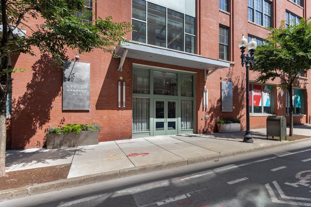 3 bed, 2 bath apartment for rent at 234 Causeway Unit 709, North End — photo 25 of 28