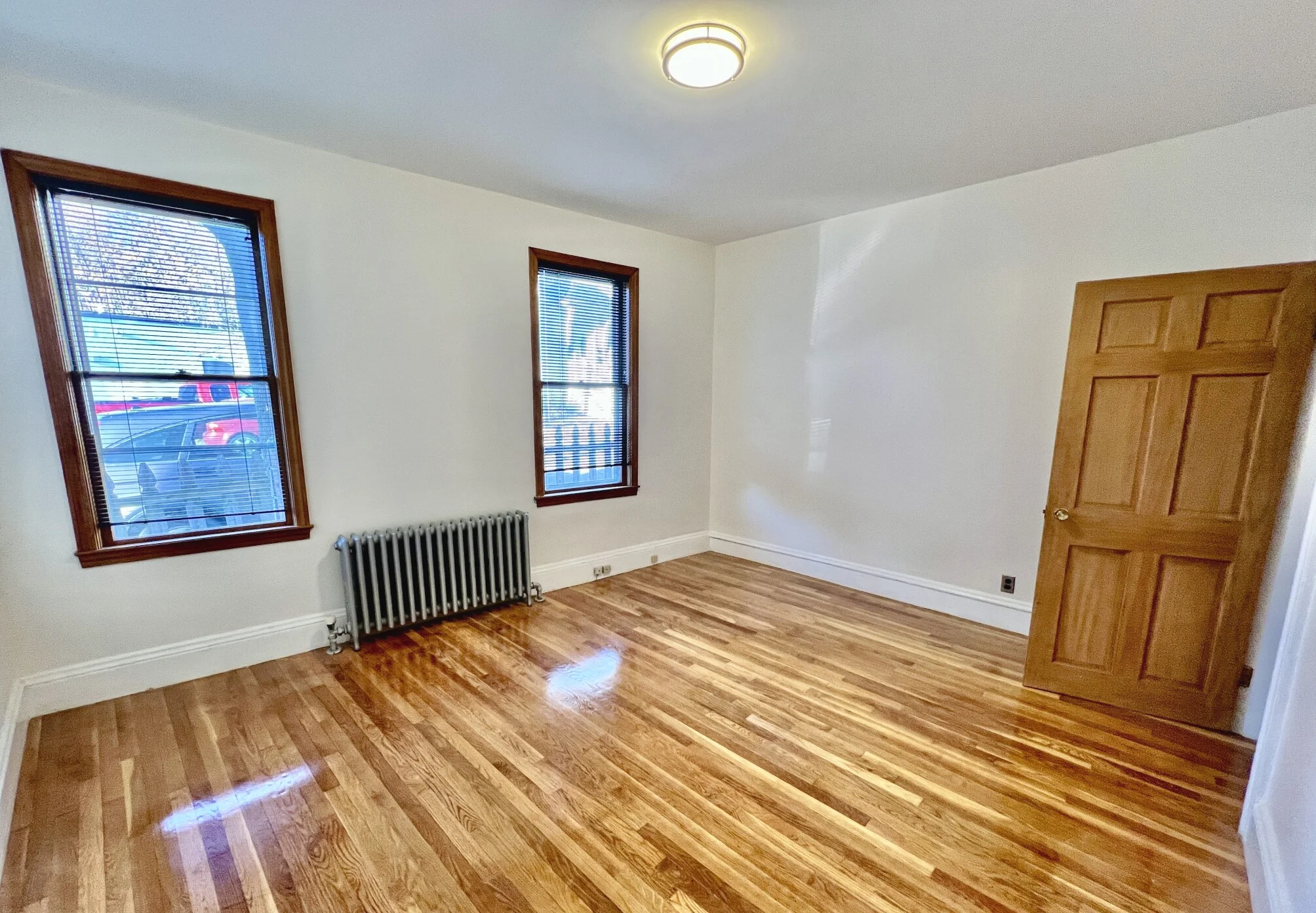 2.5 bed, 1 bath apartment for rent at 234 Cypress St Unit 1, Brookline — photo 4 of 7