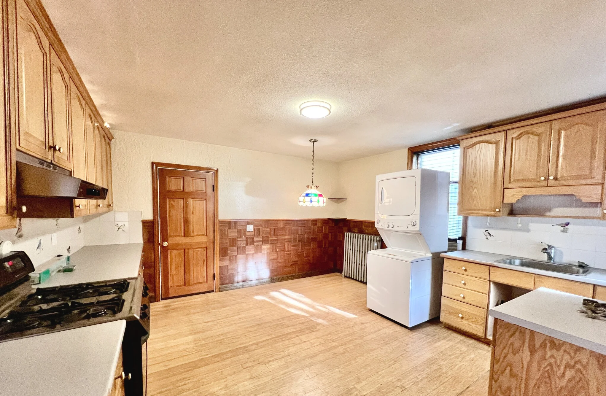 2.5 bed, 1 bath apartment for rent at 234 Cypress St Unit 1, Brookline — photo 3 of 7