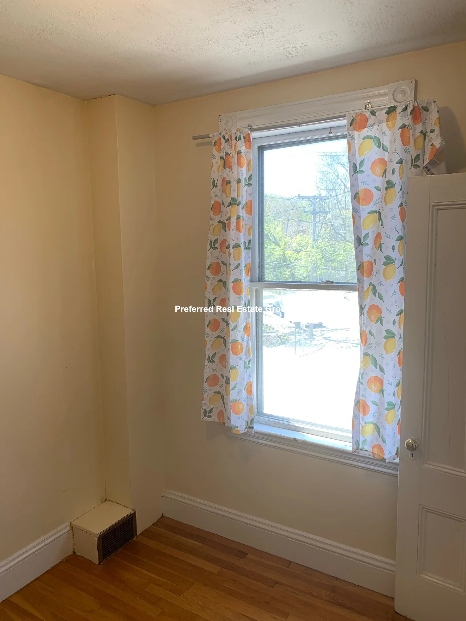 2 bed, 1 bath apartment for rent at 234 Cypress St Unit 2, Chestnut Hill — photo 9 of 13