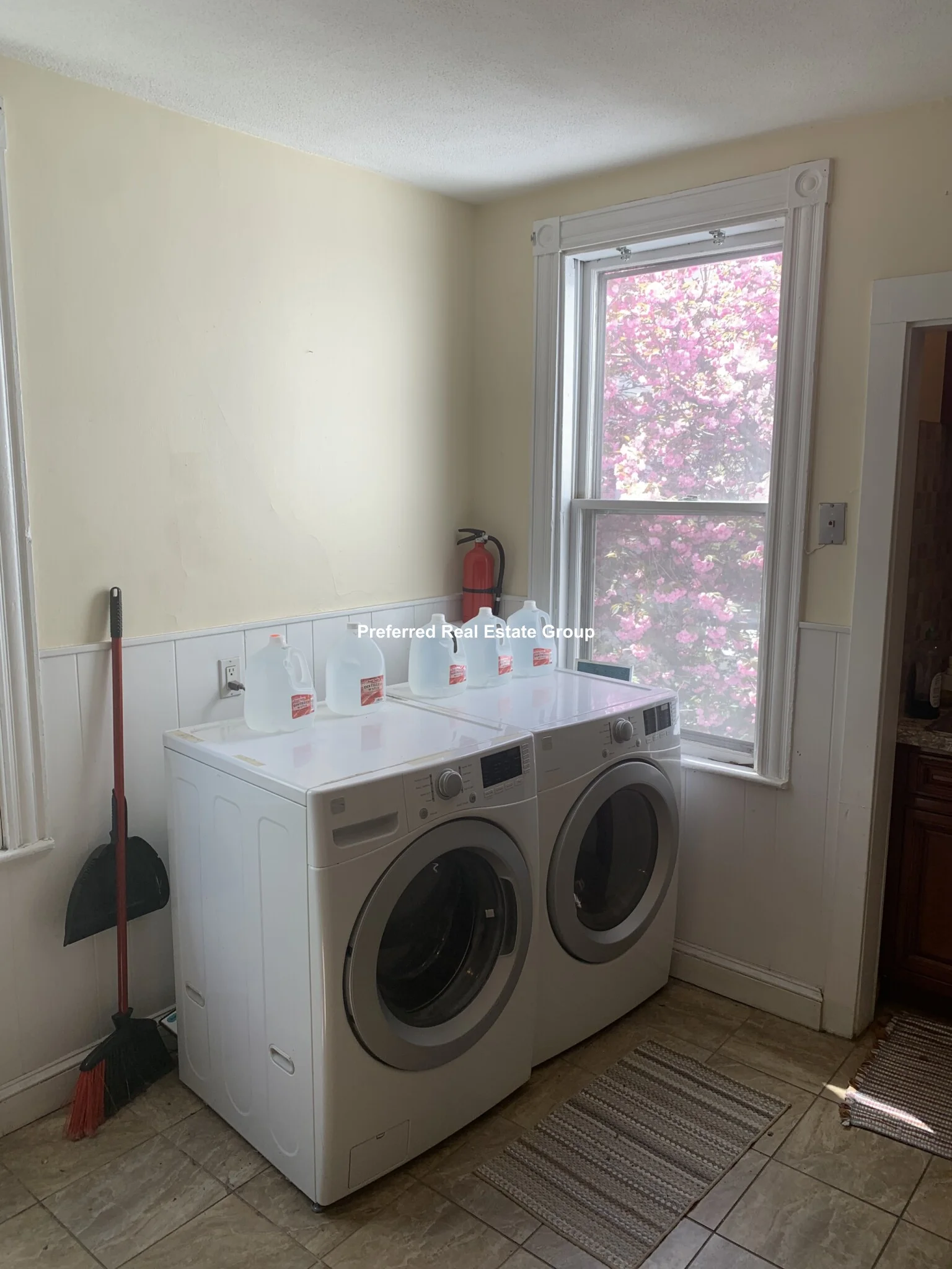 2 bed, 1 bath apartment for rent at 234 Cypress St Unit 3, Brookline — photo 3 of 13