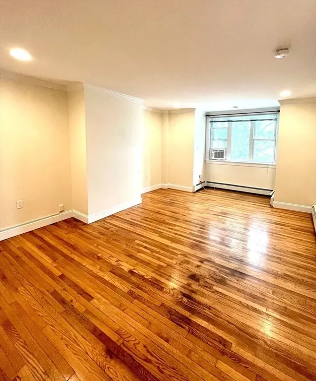 1 bed, 1 bath apartment for rent at 234 Lexington St Unit 1, Eagle Hill — photo 2 of 4