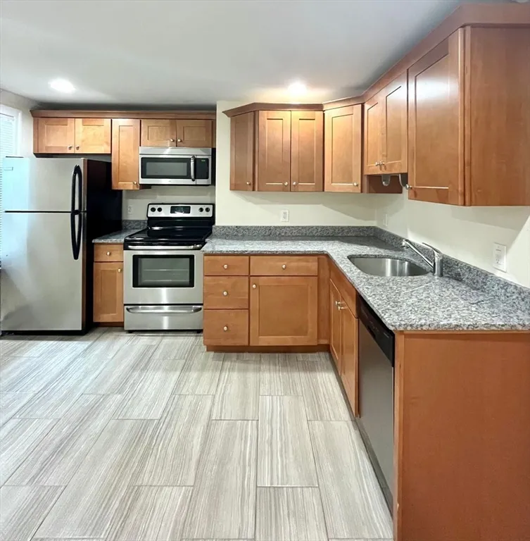1 bed, 1 bath apartment for rent at 234 Lexington St Unit 1, Eagle Hill — photo 1 of 4