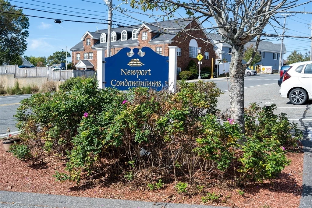 1 bed, 1 bath apartment for rent at 234 Low St Unit 3, Newburyport — photo 5 of 13