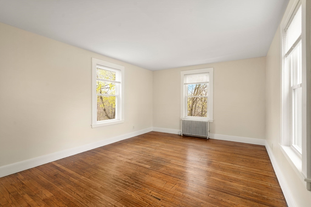 3 bed, 1 bath apartment for rent at 234 River St Unit 2, Waltham — photo 8 of 19