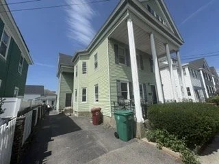 3 bed, 1 bath apartment for rent at 234 W 6th St Unit 1, Highlands — photo 4 of 25