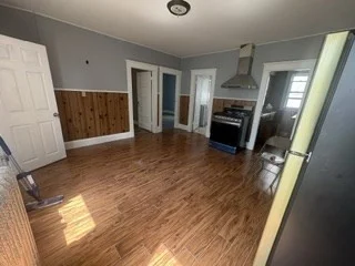 3 bed, 1 bath apartment for rent at 234 W 6th St Unit 1, Highlands — photo 15 of 25