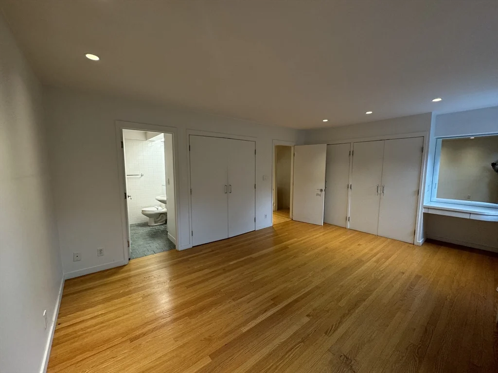 3 bed, 2 bath apartment for rent at 234 W Canton Unit 1, South End — photo 10 of 16