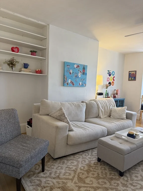 2 bed, 1 bath apartment for rent at 234 W Canton Unit 3, South End — photo 3 of 17