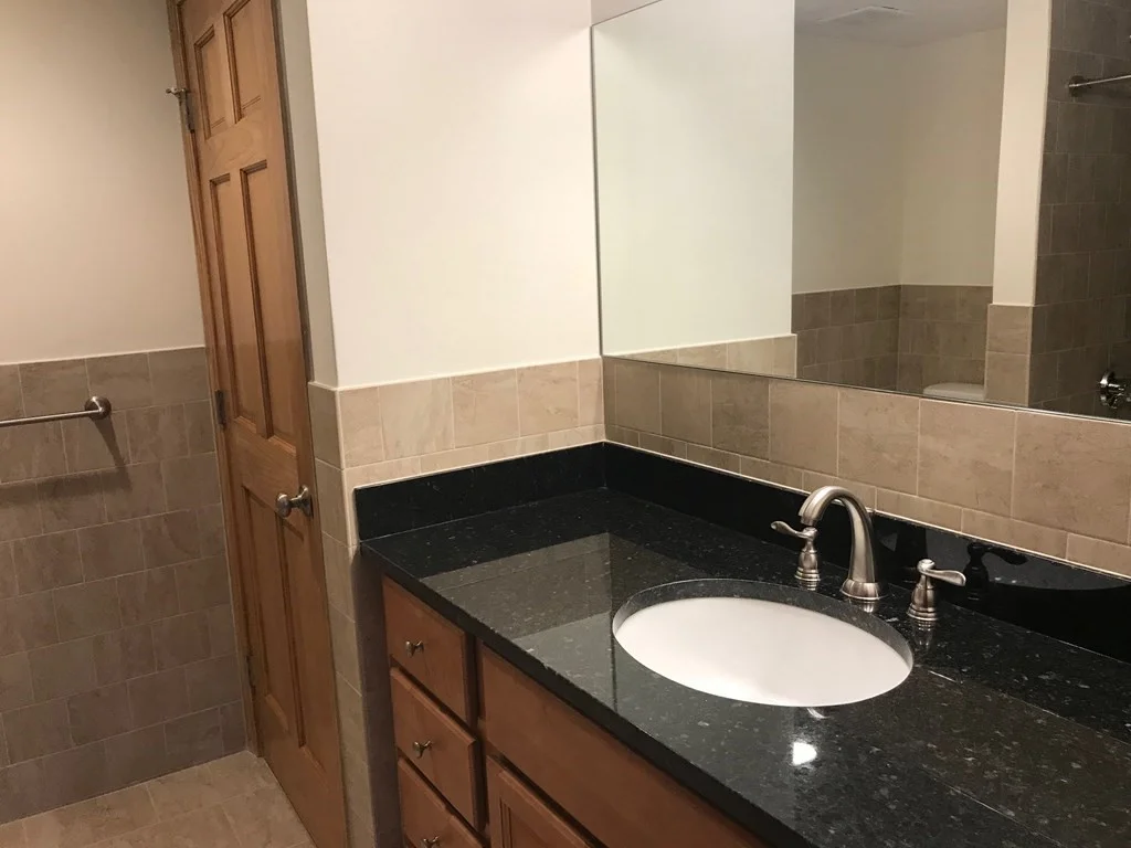 1 bed, 1 bath apartment for rent at 2344 Commonwealth Ave Unit 1-3, Newton — photo 6 of 9