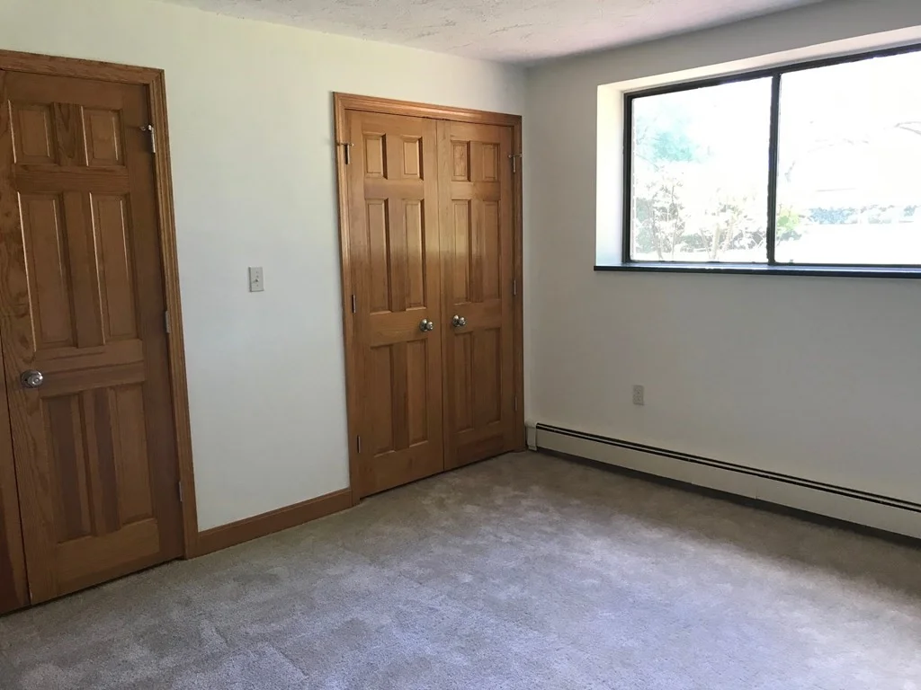1 bed, 1 bath apartment for rent at 2344 Commonwealth Ave Unit 1-3, Newton — photo 8 of 9