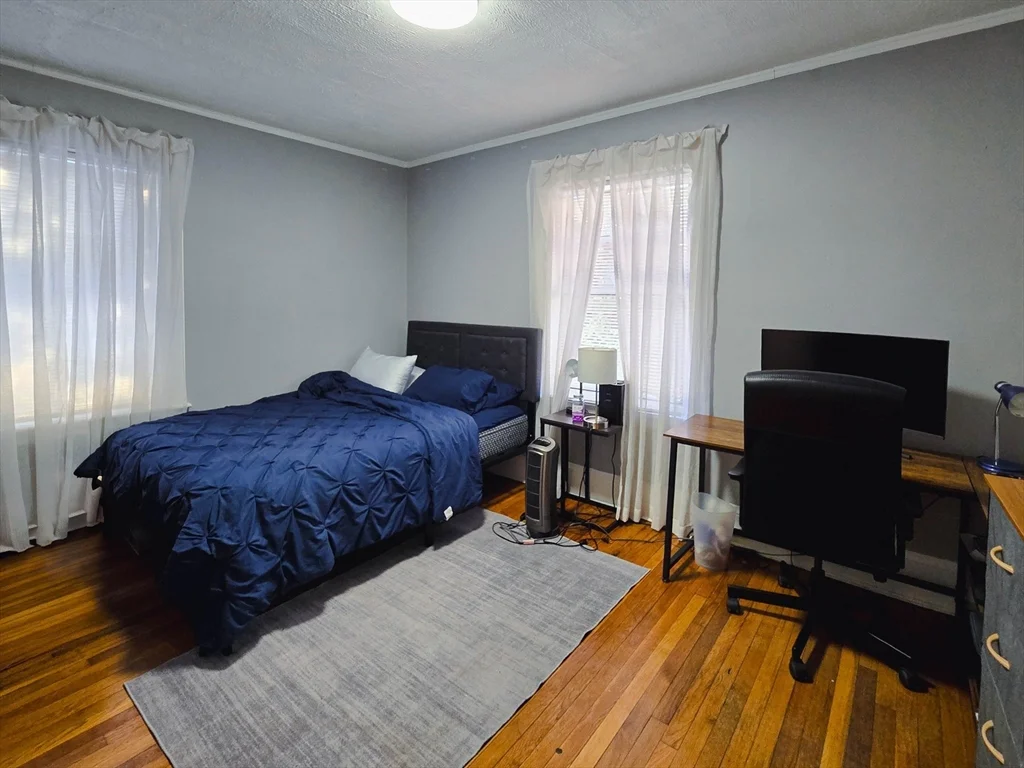 4 bed, 2 bath apartment for rent at 235-237 Chestnut Hill Ave Unit 1, Brighton — photo 14 of 20