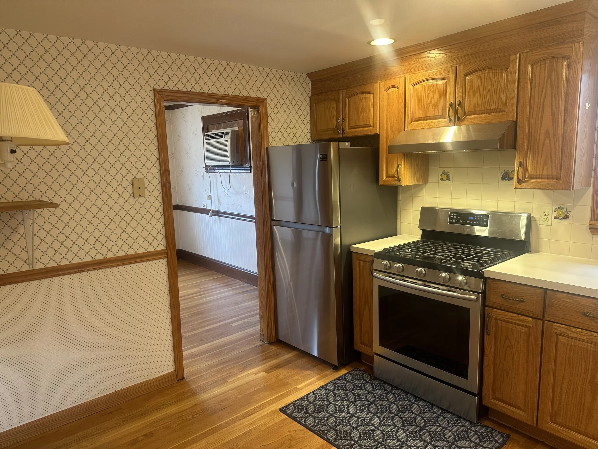 2 bed, 1.5 bath apartment for rent at 235 Ashcroft Rd Unit 1, Medford — photo 2 of 30
