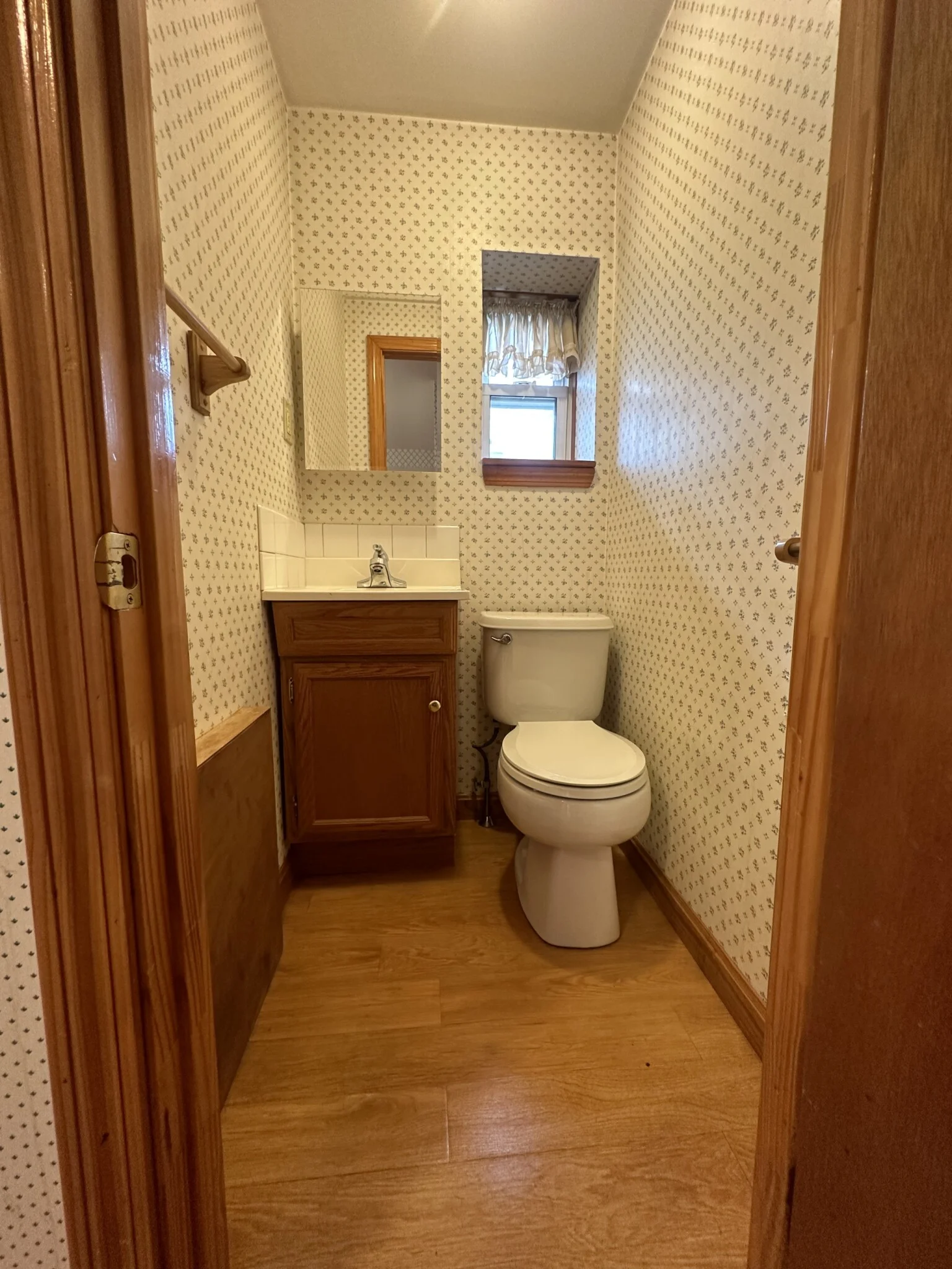 2 bed, 1.5 bath apartment for rent at 235 Ashcroft Rd Unit 1, Medford — photo 5 of 30