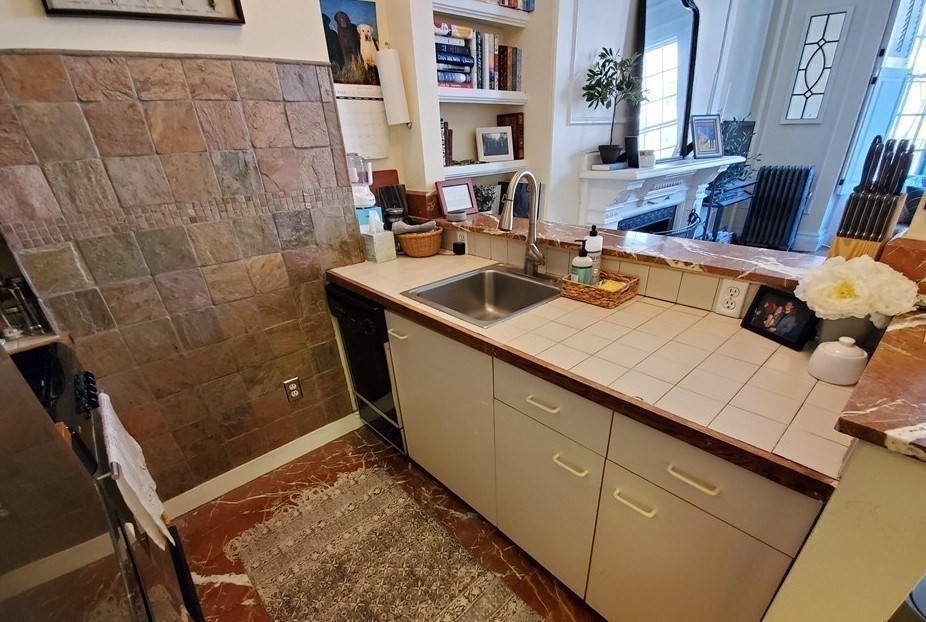 1 bed, 1 bath apartment for rent at 235 Beacon St Unit 3, Back Bay — photo 8 of 12