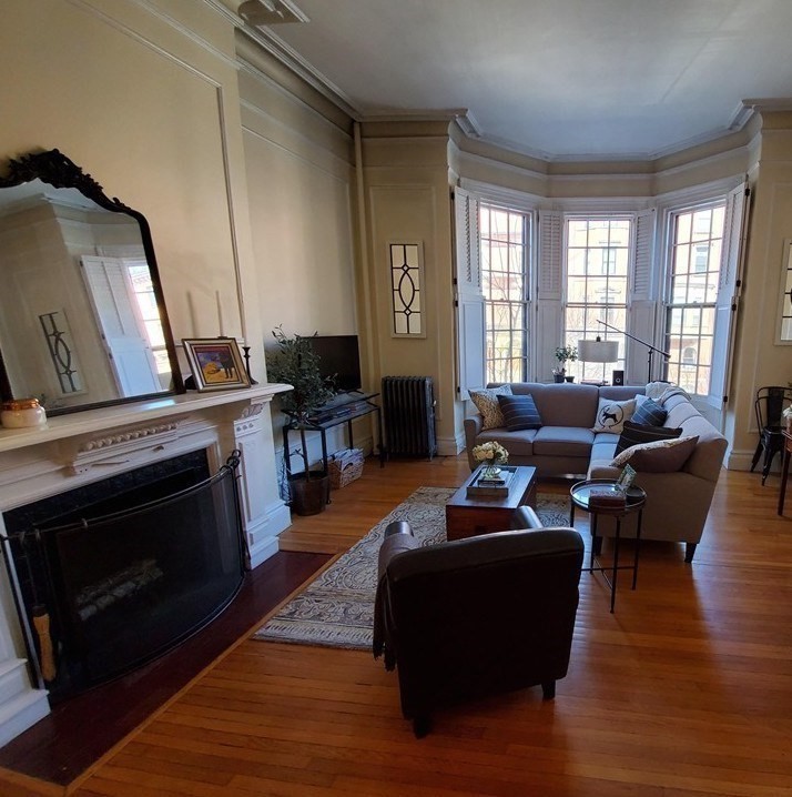 1 bed, 1 bath apartment for rent at 235 Beacon St Unit 3, Back Bay — photo 2 of 12