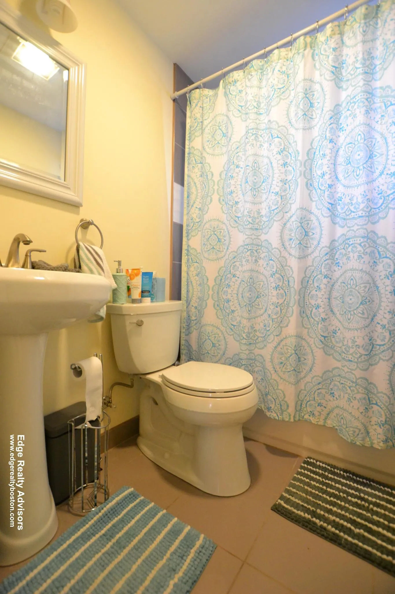 3 bed, 2 bath apartment for rent at 235 Boylston St Unit 3, Boylston Street — photo 6 of 7