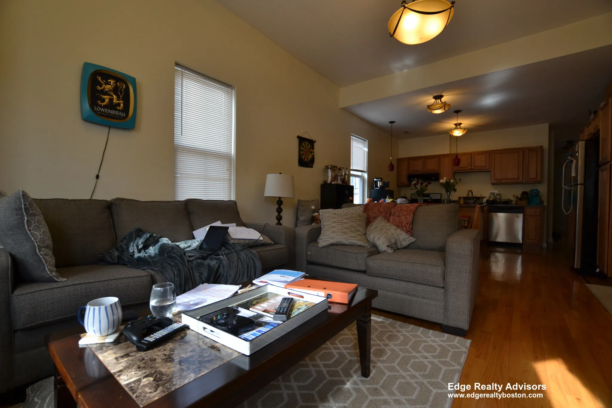 3 bed, 2 bath apartment for rent at 235 Boylston St Unit 3, Boylston Street — photo 4 of 7