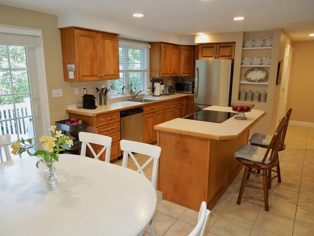 2 bed, 1 bath apartment for rent at 235 Carver Rd Unit 1, Plymouth — photo 6 of 18