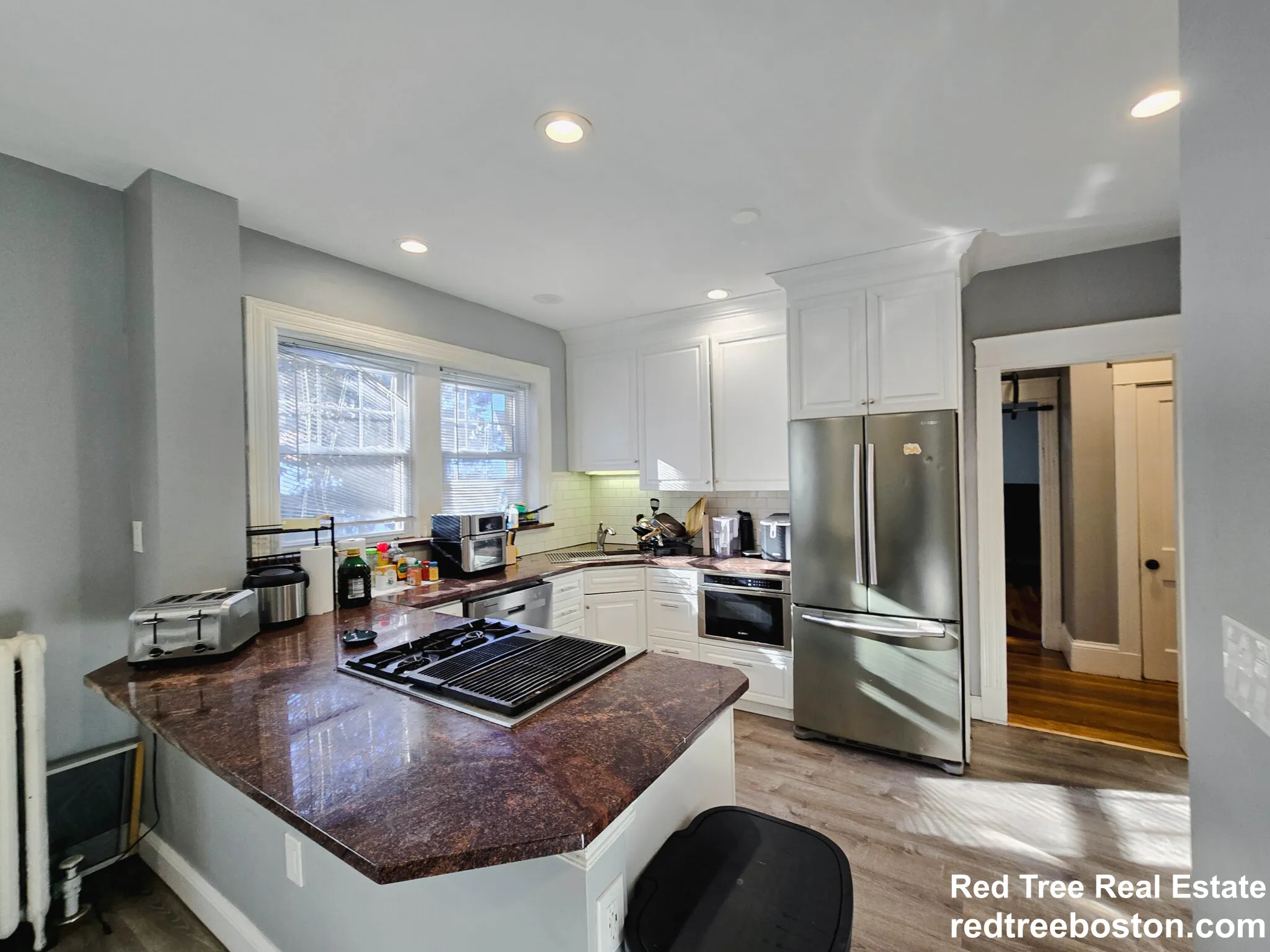 4 bed, 2 bath apartment for rent at 235 Chestnut Hill Ave Unit 1, Brighton — photo 8 of 17